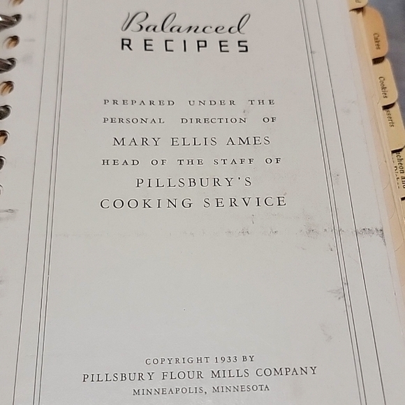 Vintage Pillsbury Cookbook with Aluminum Cover - Picture 6 of 12